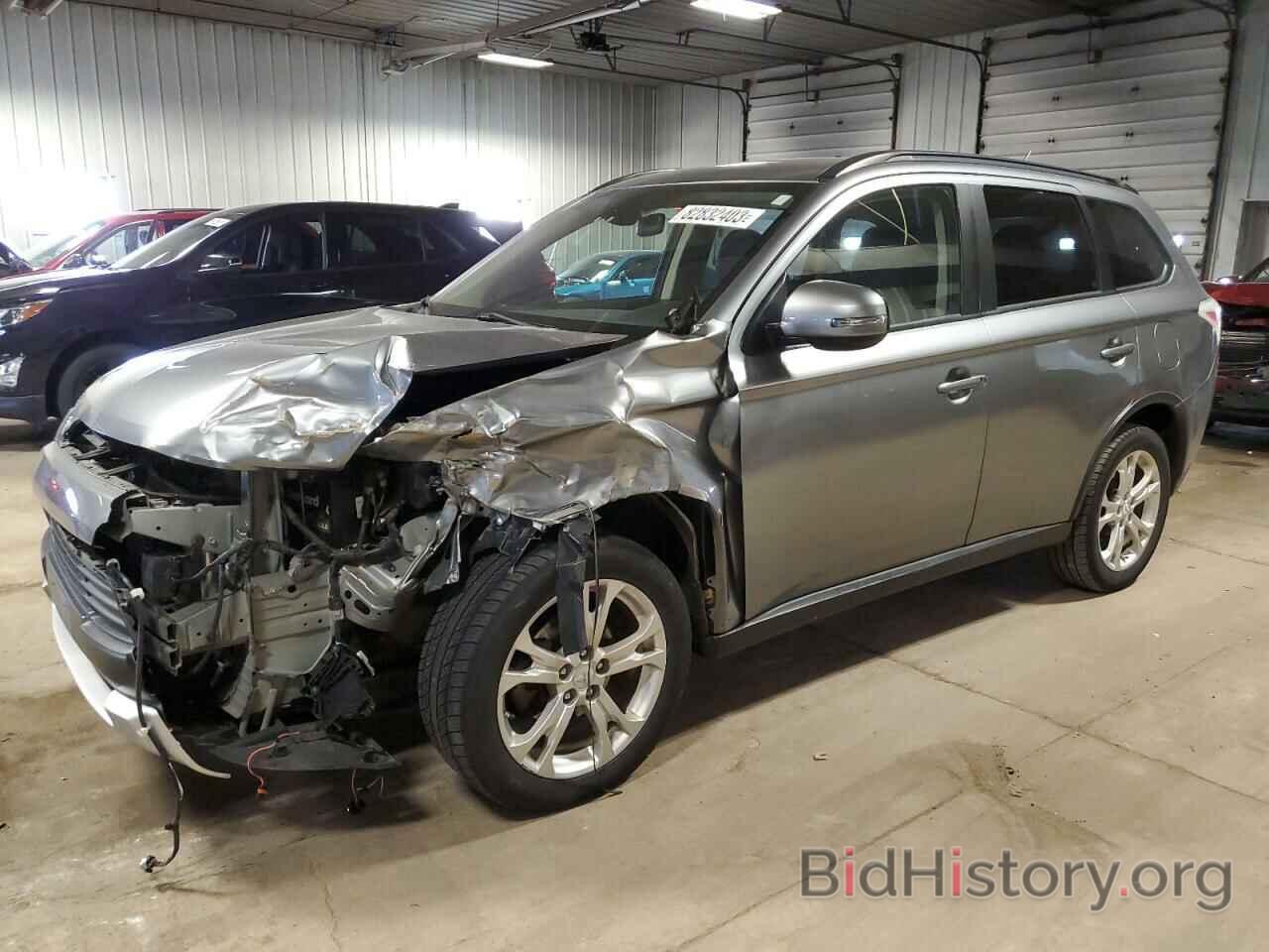 Photo JA4AZ3A34FZ004751 - MITSUBISHI OUTLANDER 2015