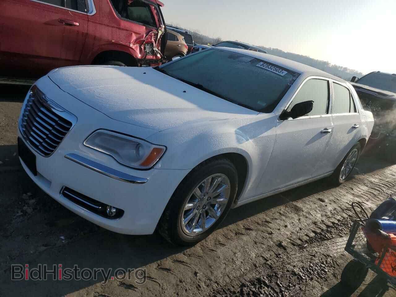 Фотография 2C3CCACG4CH310577 - CHRYSLER 300 2012