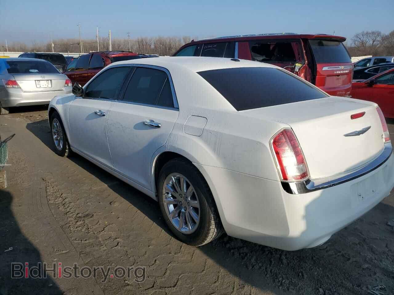 2012 CHRYSLER 300 - VIN: 2C3CCACG4CH310577 - Photo 2