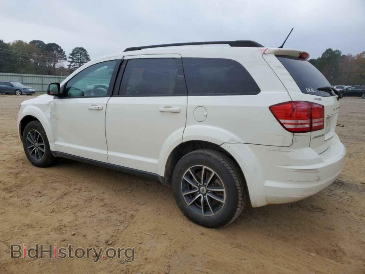 2018 DODGE JOURNEY - VIN: 3C4PDCAB8JT208412 - Фото 2