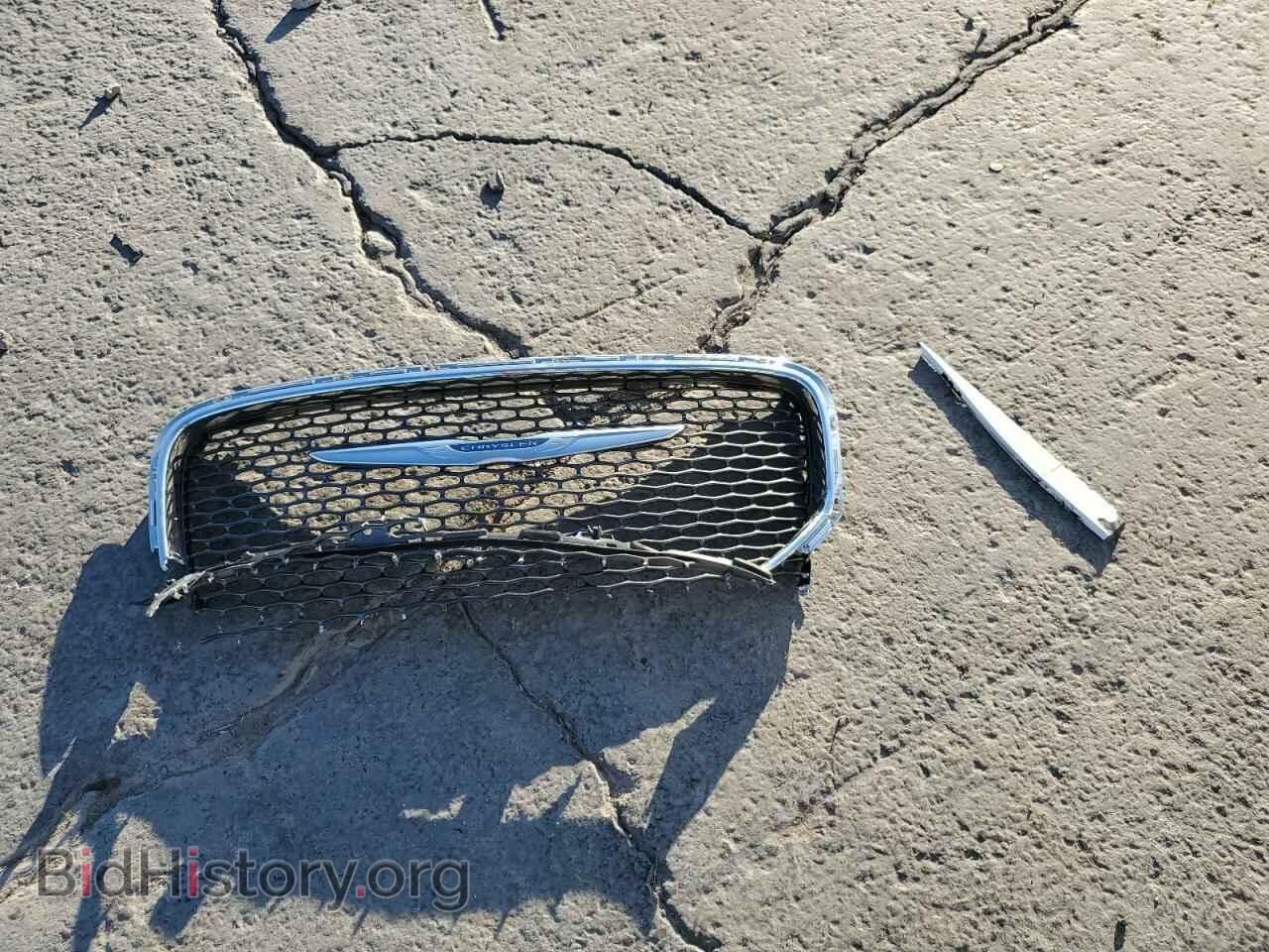 2018 CHRYSLER 300 - VIN: 2C3CCAKG6JH177304 - Фото 12