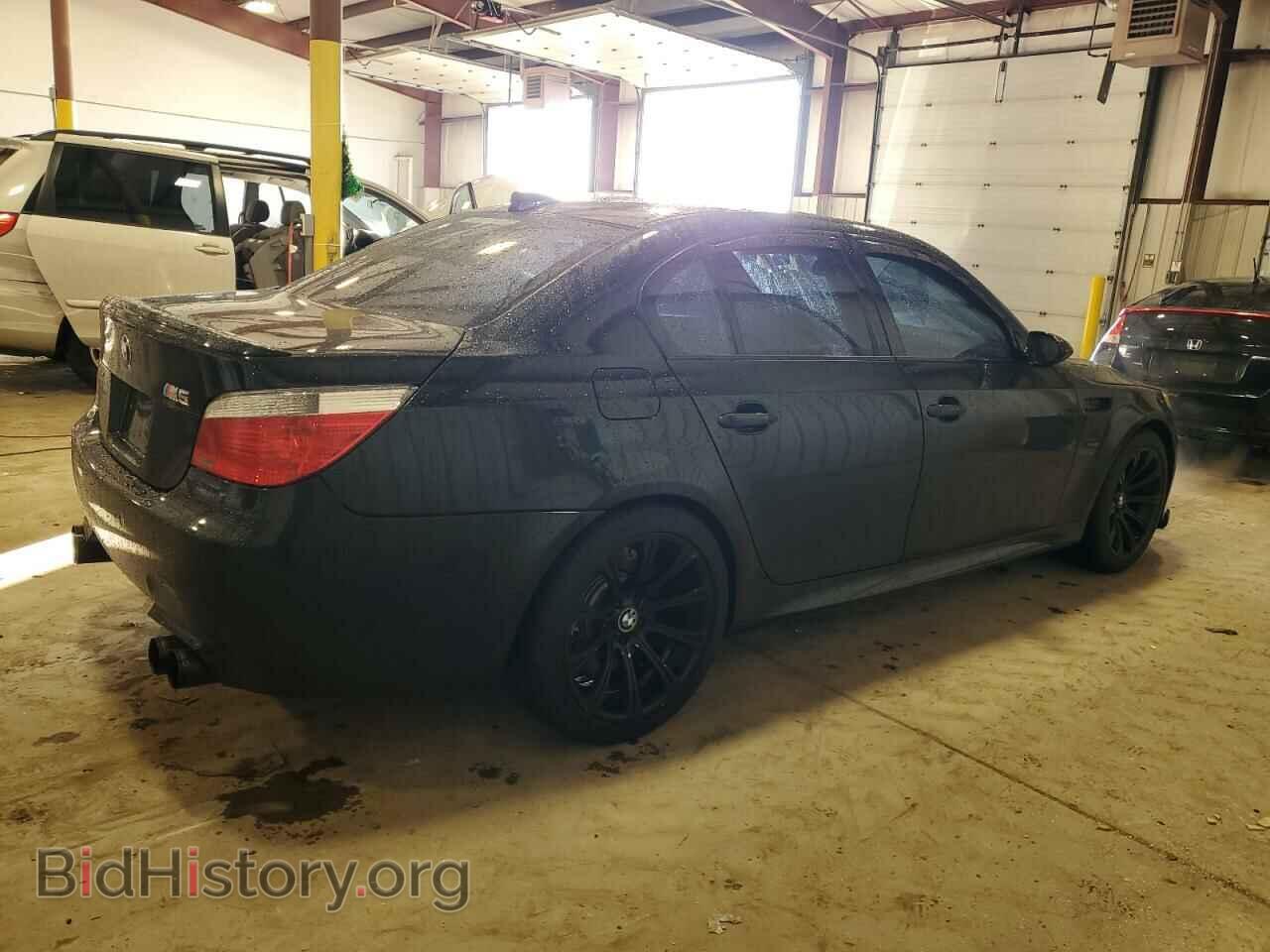 2006 BMW M5 - VIN: WBSNB93596B583749 - Фото 3