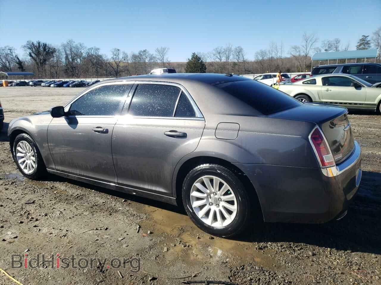 2013 CHRYSLER 300 - VIN: 2C3CCAAG0DH551525 - Фото 2