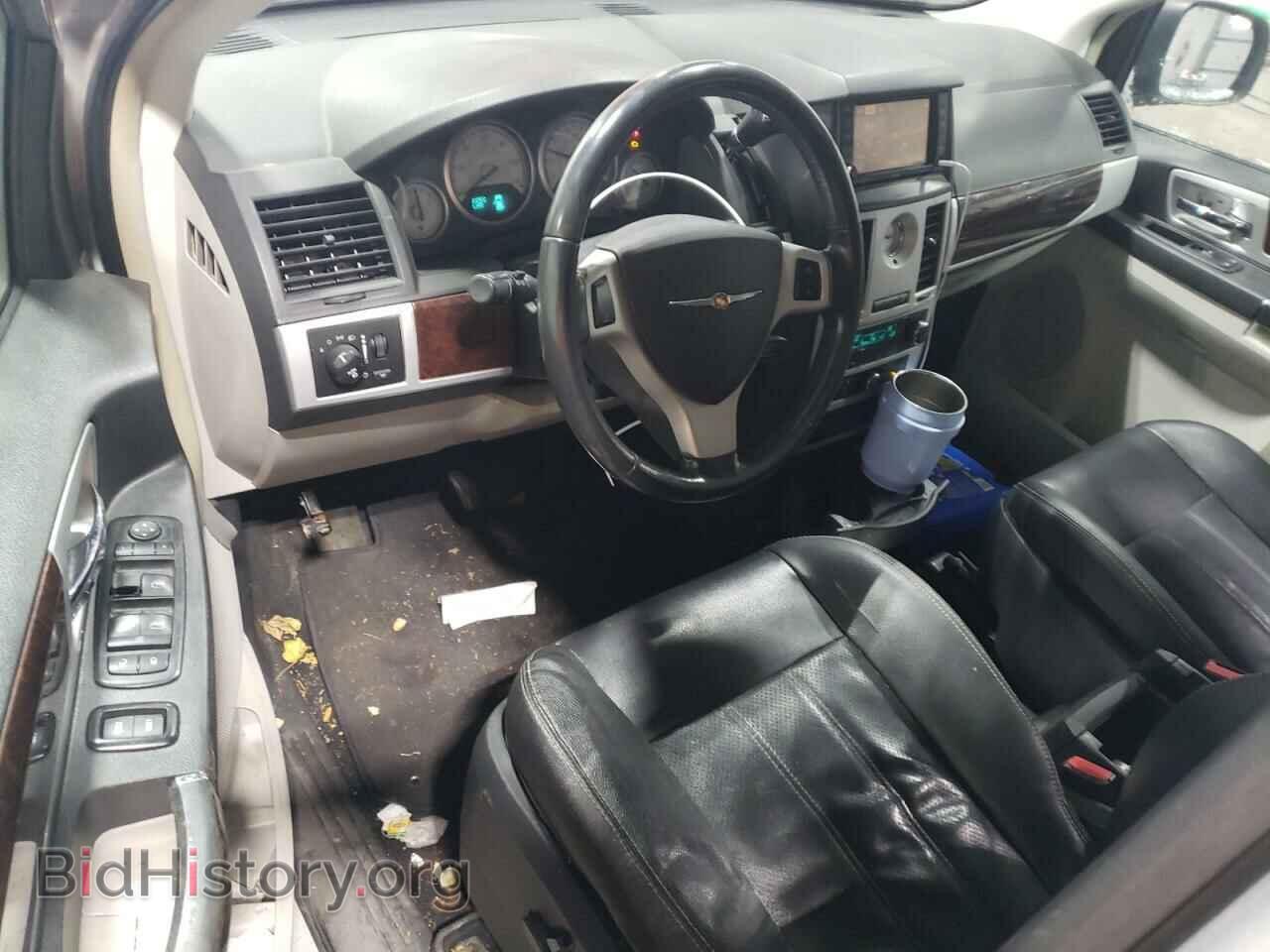 2010 CHRYSLER MINIVAN - VIN: 2A4RR8D14AR423910 - Фото 8