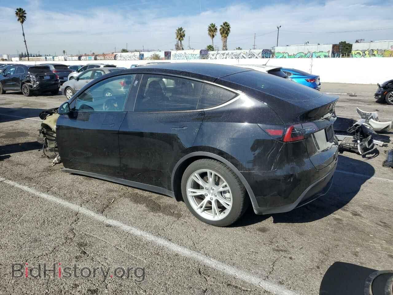 2023 TESLA MODEL Y - VIN: 7SAYGDEEXPA060227 - Photo 2