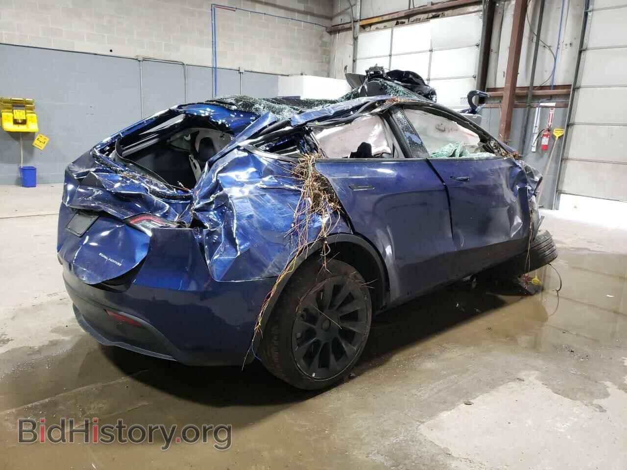 2022 TESLA MODEL Y - VIN: 7SAYGDEE1NF481611 - Фото 3