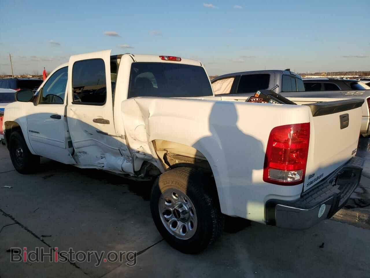 2009 GMC SIERRA - VIN: 3GTEC13C19G107141 - Photo 2
