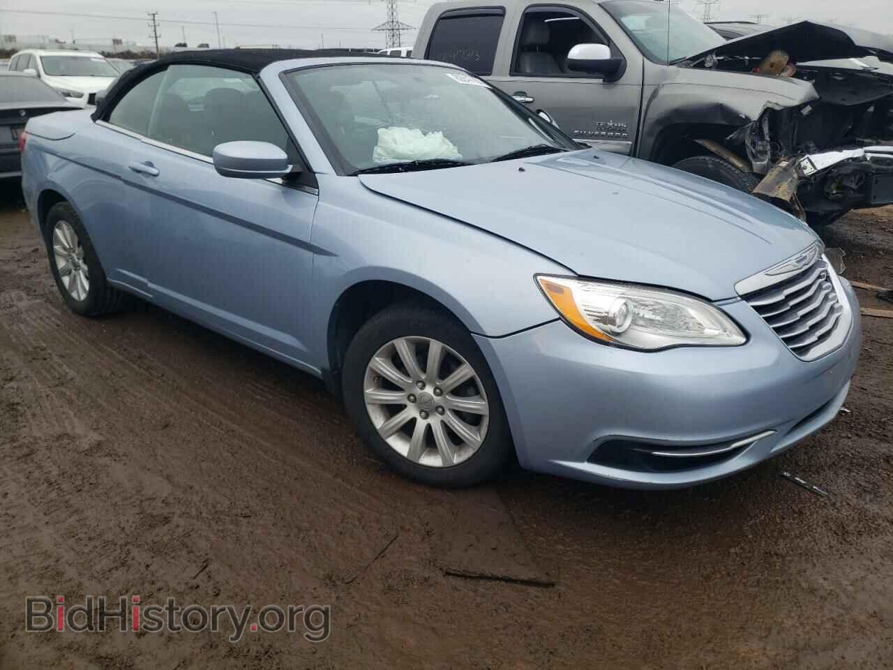 2013 CHRYSLER 200 - VIN: 1C3BCBEB4DN586740 - Фото 4