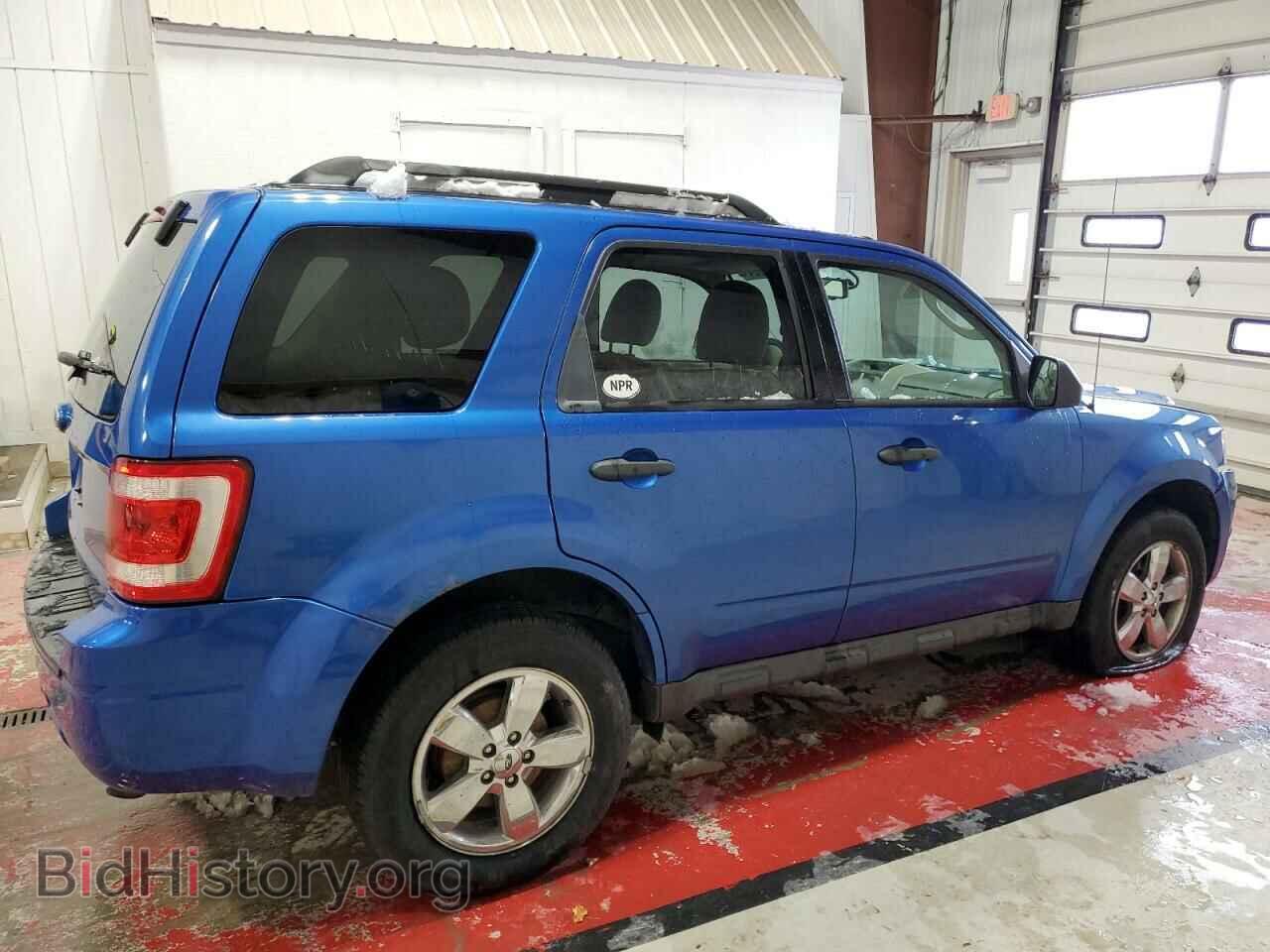 2011 FORD ESCAPE - VIN: 1FMCU0D73BKA31352 - Фото 3