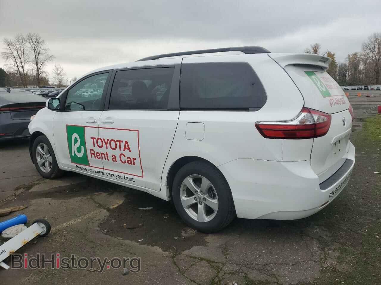 2017 TOYOTA All Models - VIN: 5TDKZ3DC7HS898464 - Фото 2