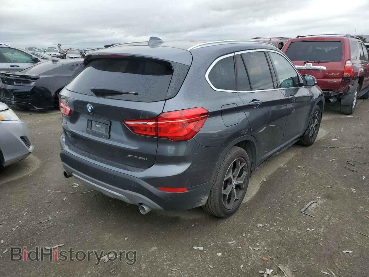 2019 BMW X1 - VIN: WBXHT3C50K5L89637 - Фото 3