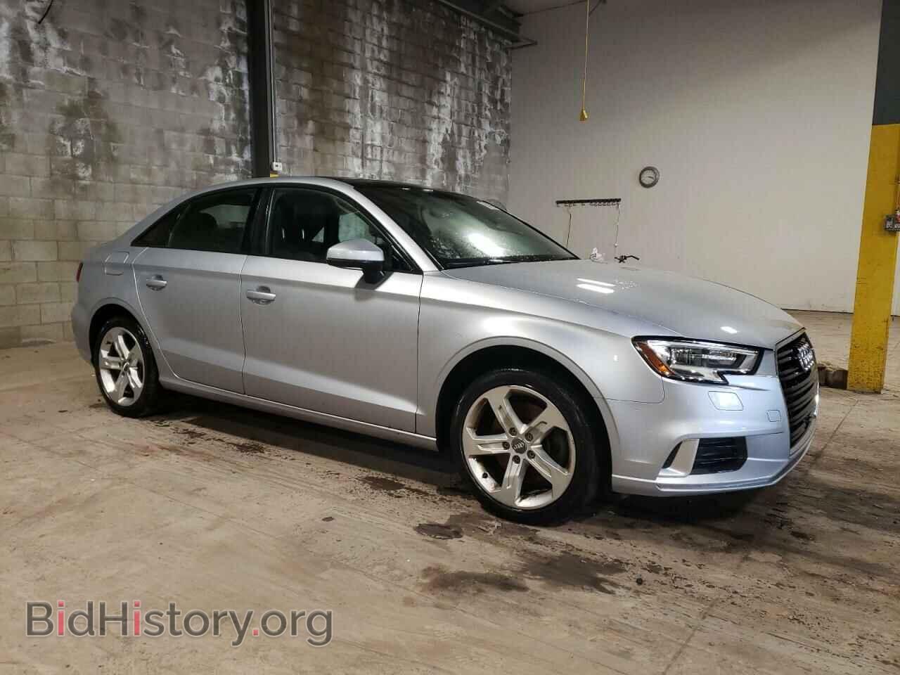 2017 AUDI A3 - VIN: WAUAUGFF8H1032288 - Фото 4