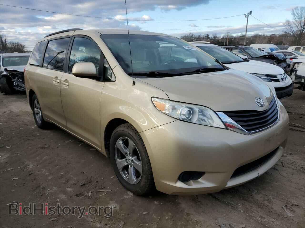 2011 TOYOTA All Models - VIN: 5TDKK3DC5BS030877 - Photo 4