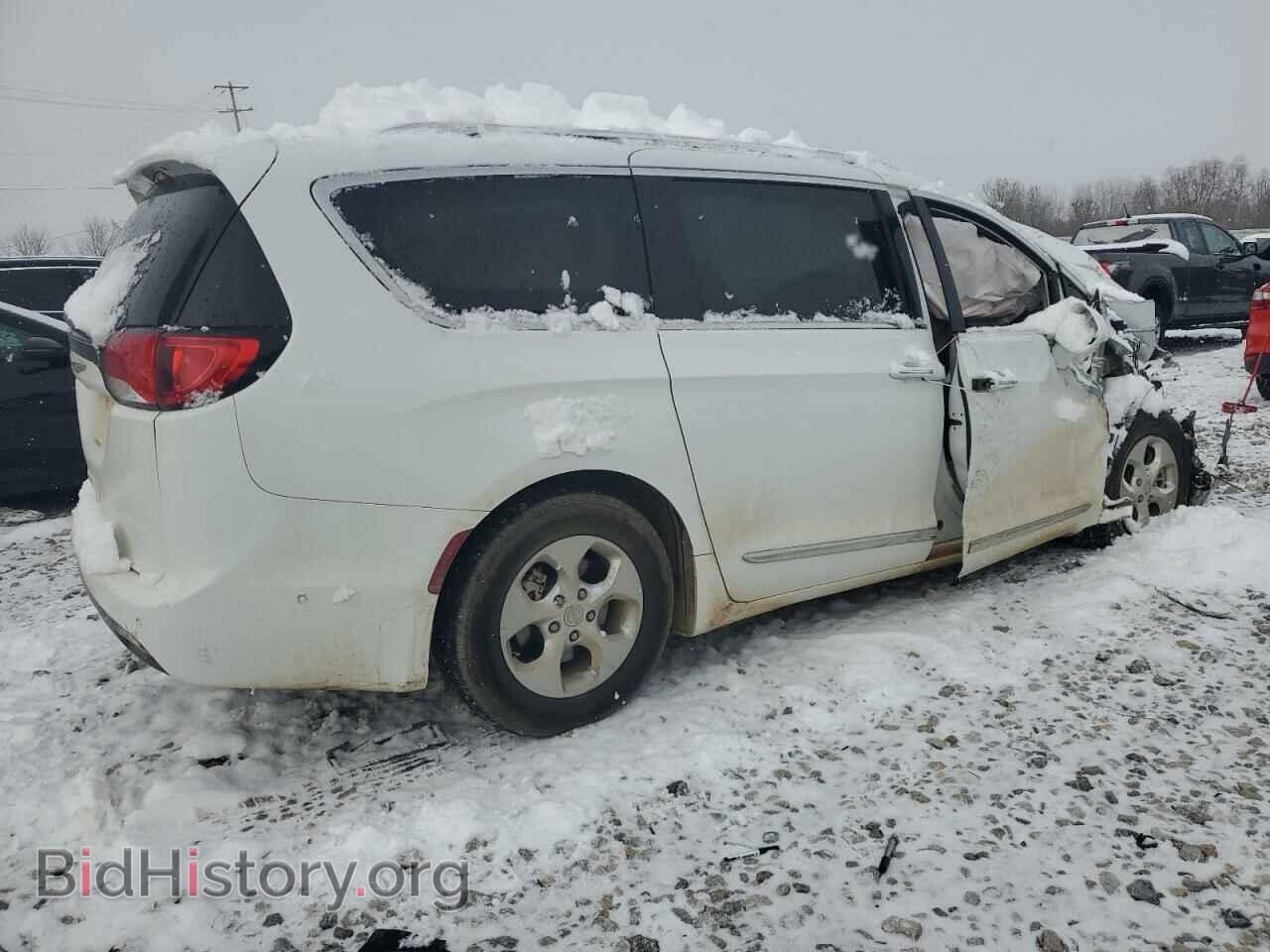 2017 CHRYSLER PACIFICA - VIN: 2C4RC1EG2HR835691 - Фото 3