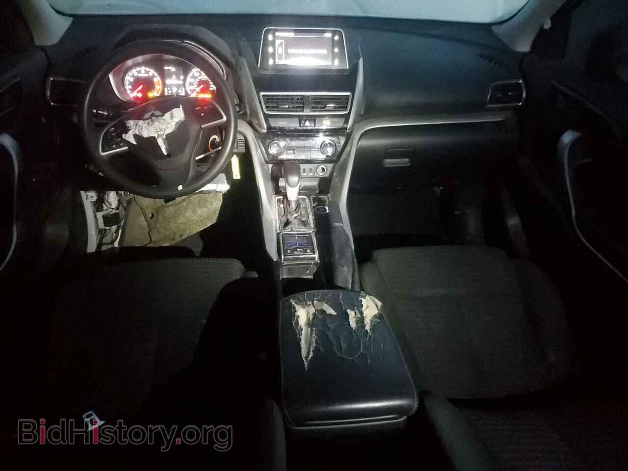 2018 MITSUBISHI ECLIPSE - VIN: JA4AT4AA7JZ063985 - Photo 8