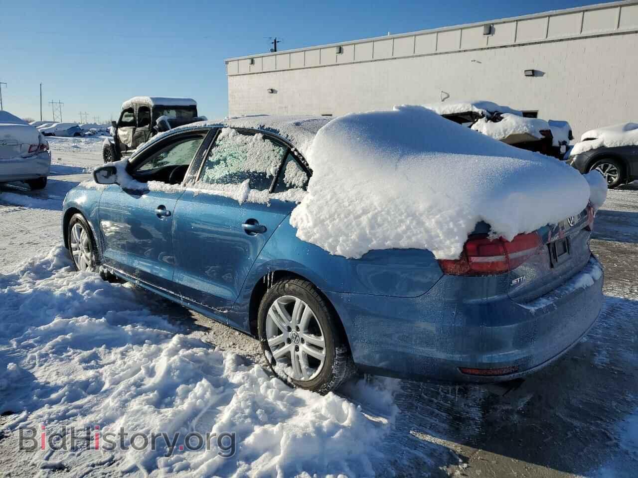 2017 VOLKSWAGEN JETTA - VIN: 3VW2B7AJ5HM315675 - Photo 2