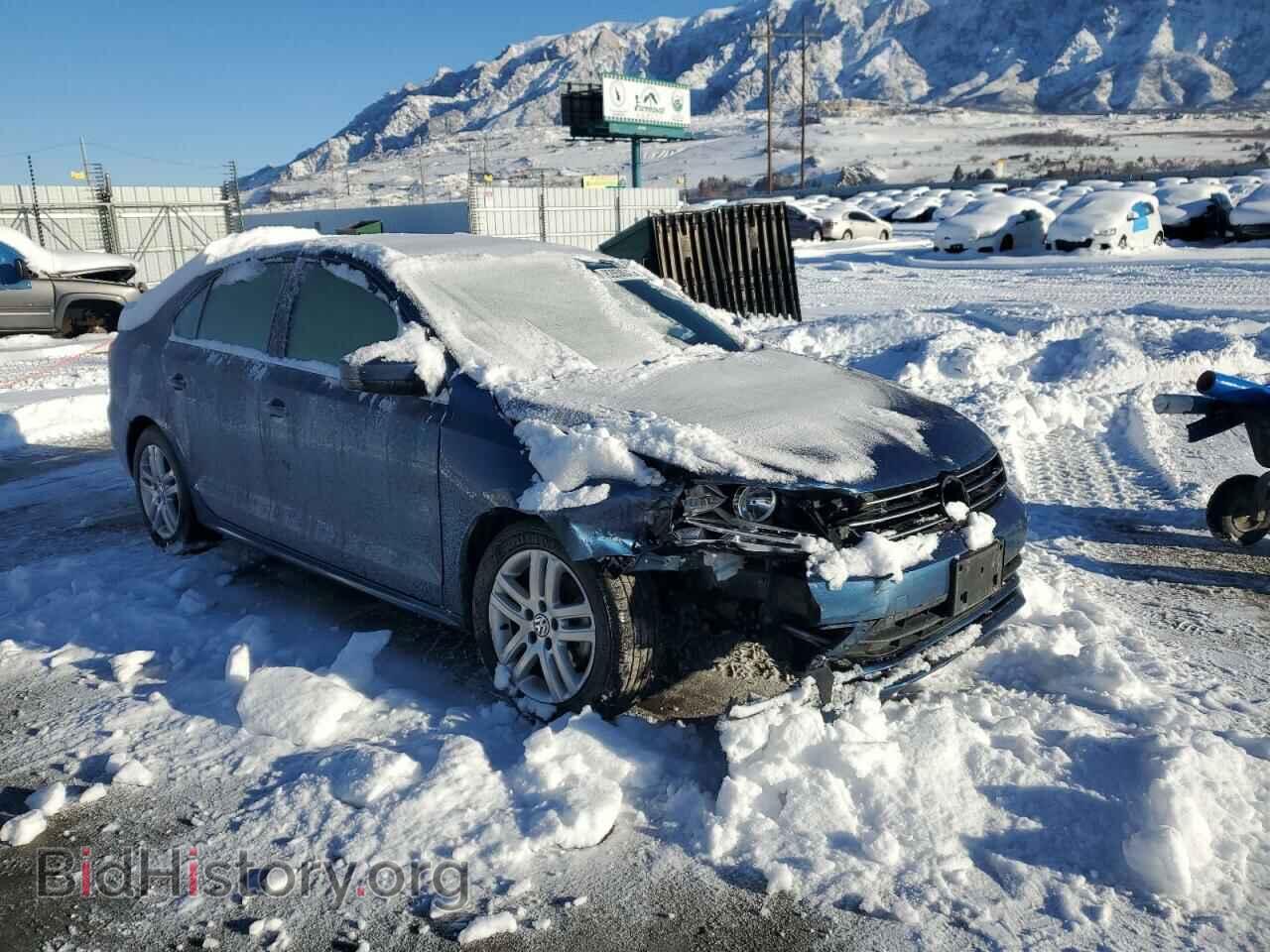 2017 VOLKSWAGEN JETTA - VIN: 3VW2B7AJ5HM315675 - Photo 4