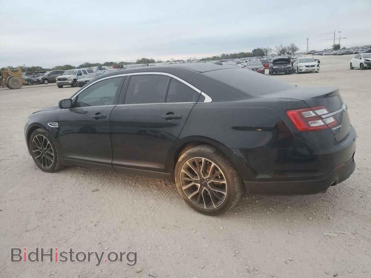 2018 FORD TAURUS - VIN: 1FAHP2E80JG116872 - Фото 2