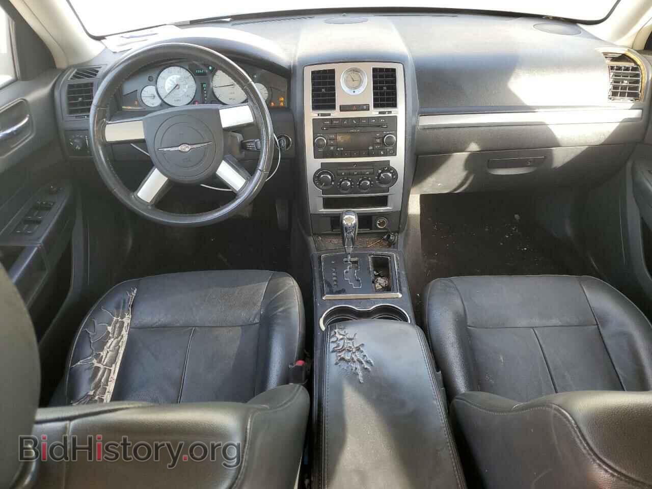 2010 CHRYSLER 300 - VIN: 2C3CA5CV9AH284003 - Фото 8