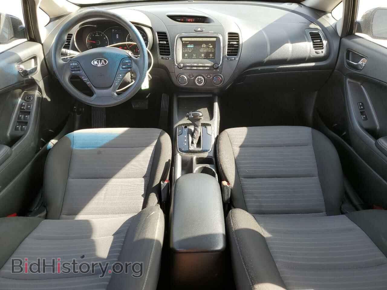 2017 KIA FORTE - VIN: 3KPFL4A79HE031027 - Фото 8