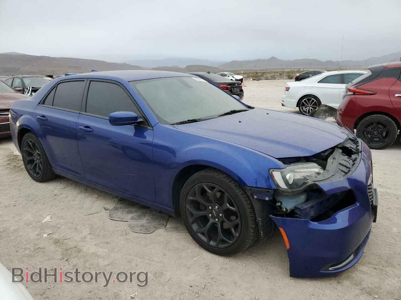 2019 CHRYSLER 300 - VIN: 2C3CCABG0KH515233 - Фото 4
