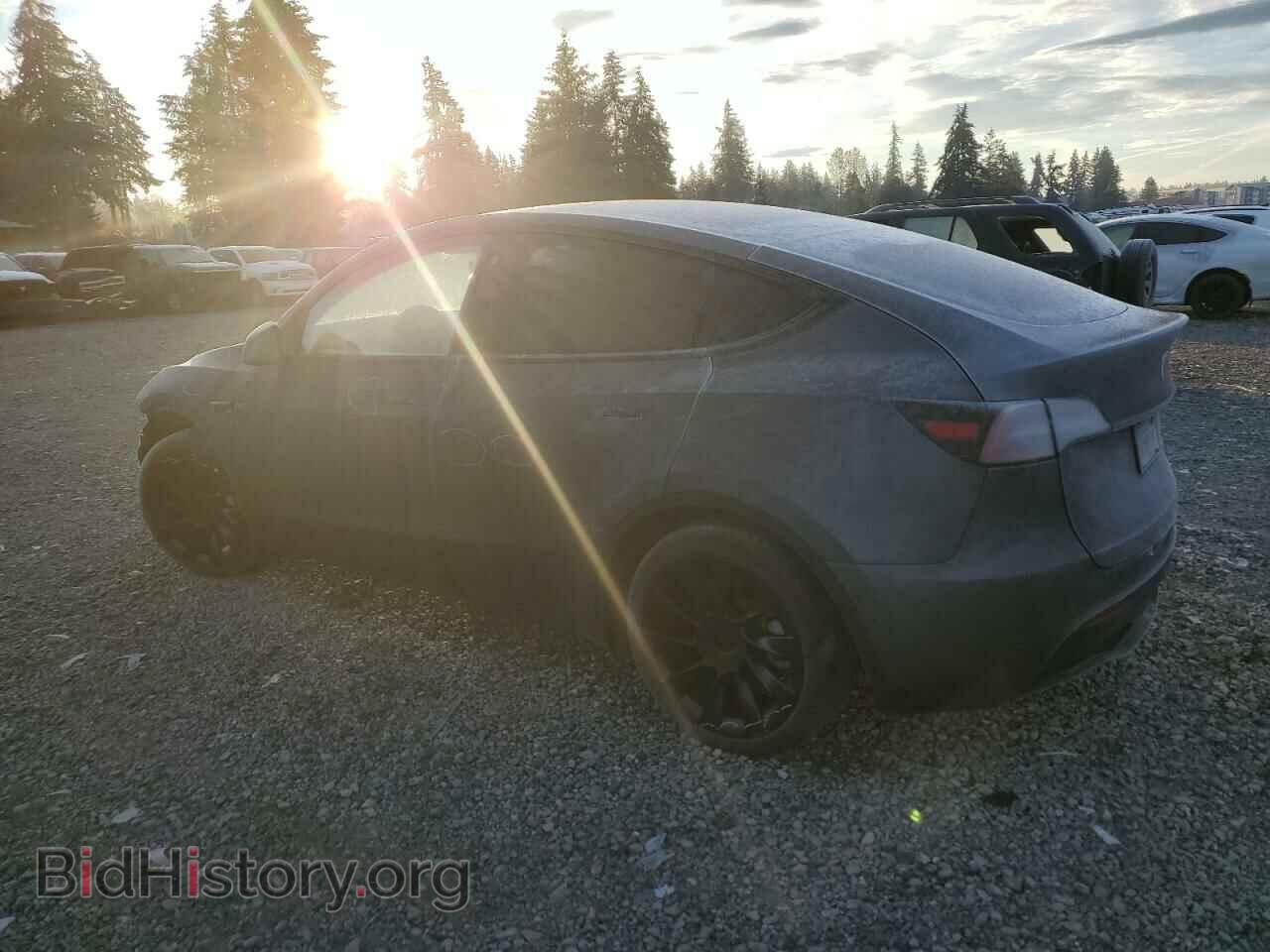 2022 TESLA MODEL Y - VIN: 7SAYGAEE0NF342178 - Фото 2