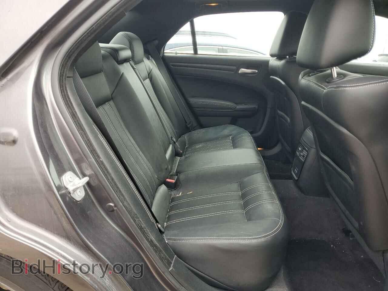 2016 CHRYSLER 300 - VIN: 2C3CCAGG0GH298699 - Фото 10