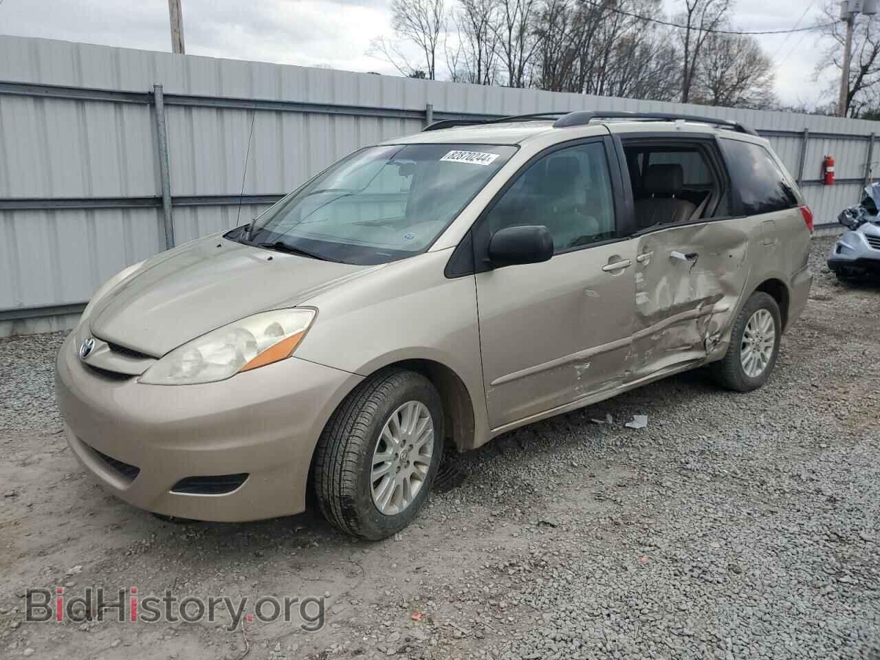 Photo 5TDBK23C38S010258 - TOYOTA All Models 2008