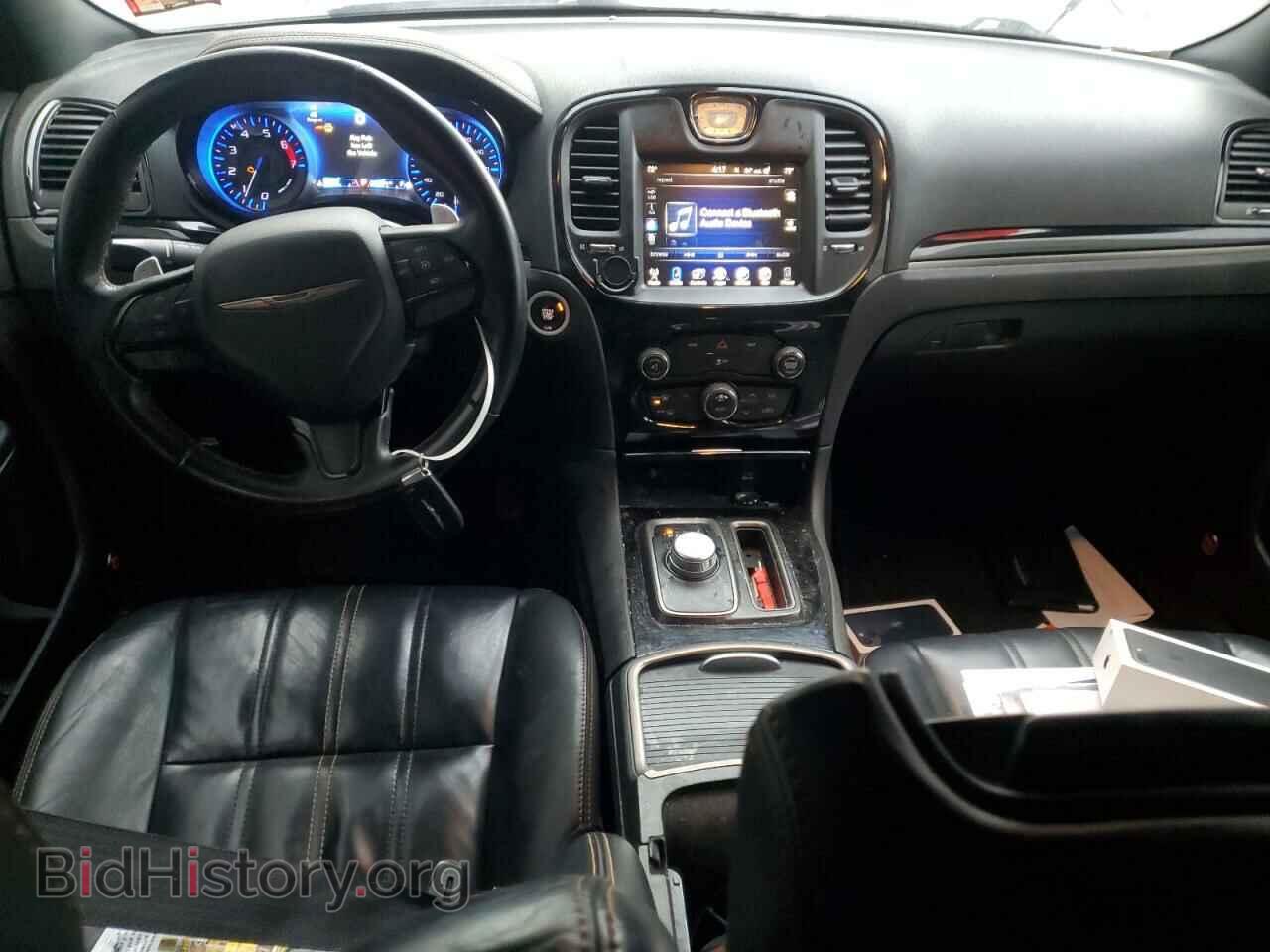 2016 CHRYSLER 300 - VIN: 2C3CCABT2GH330931 - Photo 8