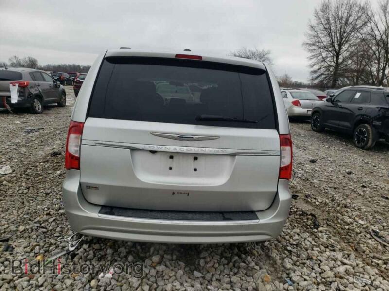 2011 Chrysler MINIVAN (VIN 2A4RR5DGXBR681661) — photo 6 of 13