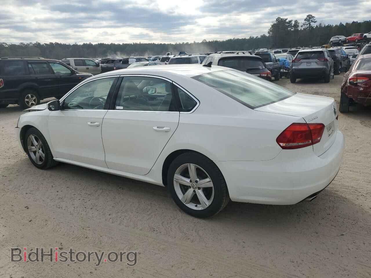 2013 VOLKSWAGEN PASSAT - VIN: 1VWBP7A38DC126792 - Фото 2