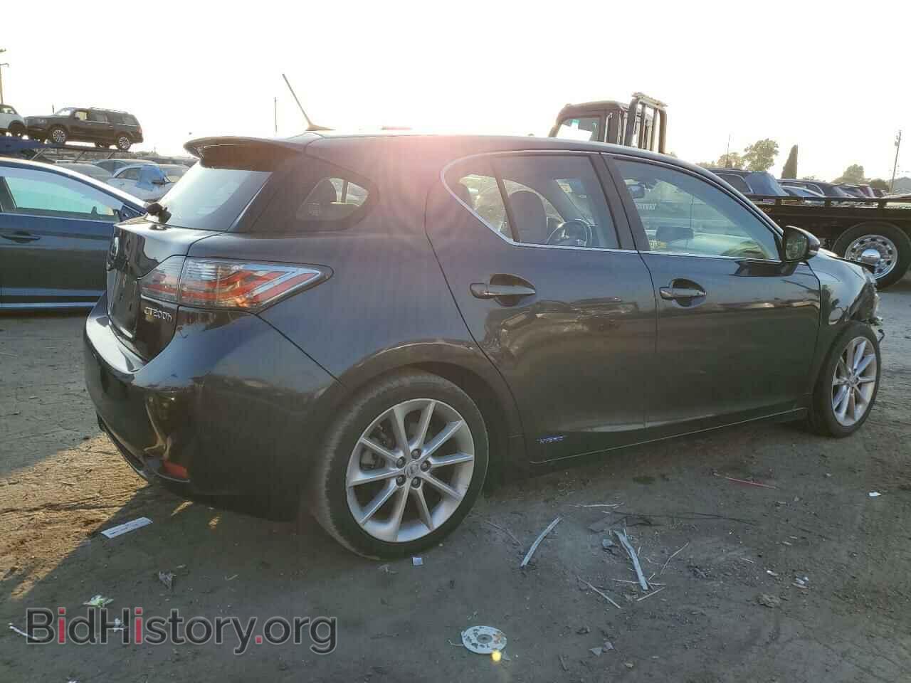2011 LEXUS CT 200 - VIN: JTHKD5BH5B2003687 - Фото 3