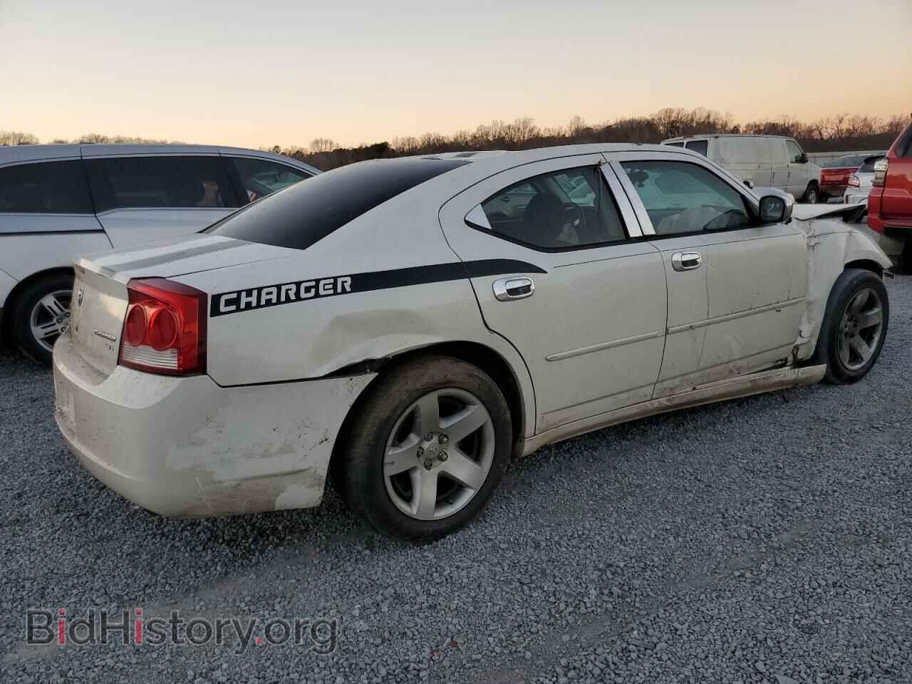 2010 DODGE CHARGER - VIN: 2B3CA3CV8AH168602 - Фото 3