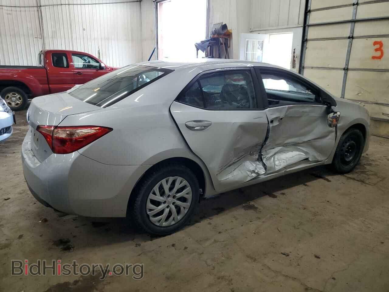 2017 TOYOTA COROLLA - VIN: 5YFBURHE2HP664383 - Фото 3