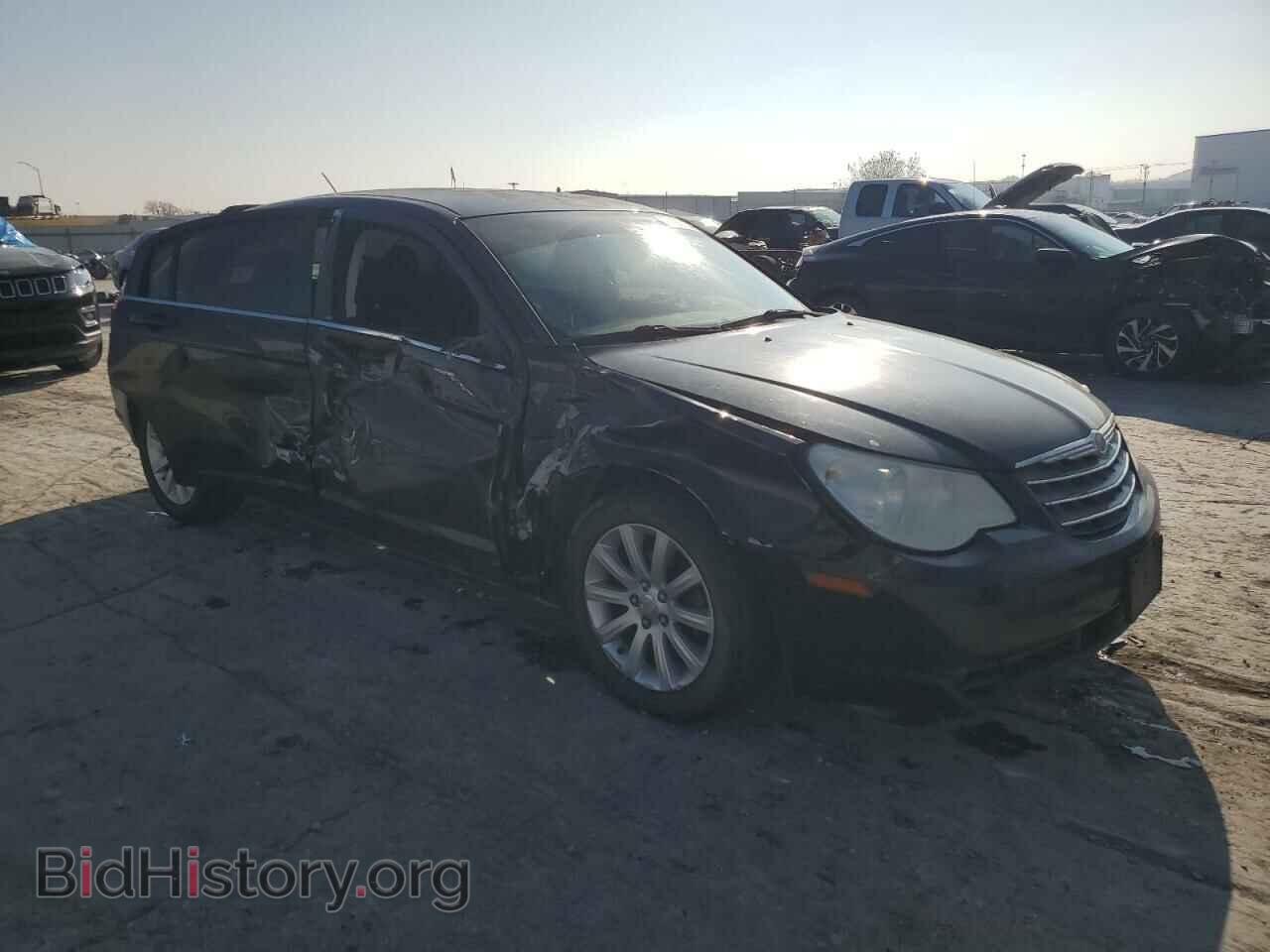 2010 CHRYSLER SEBRING - VIN: 1C3CC5FBXAN108421 - Фото 4