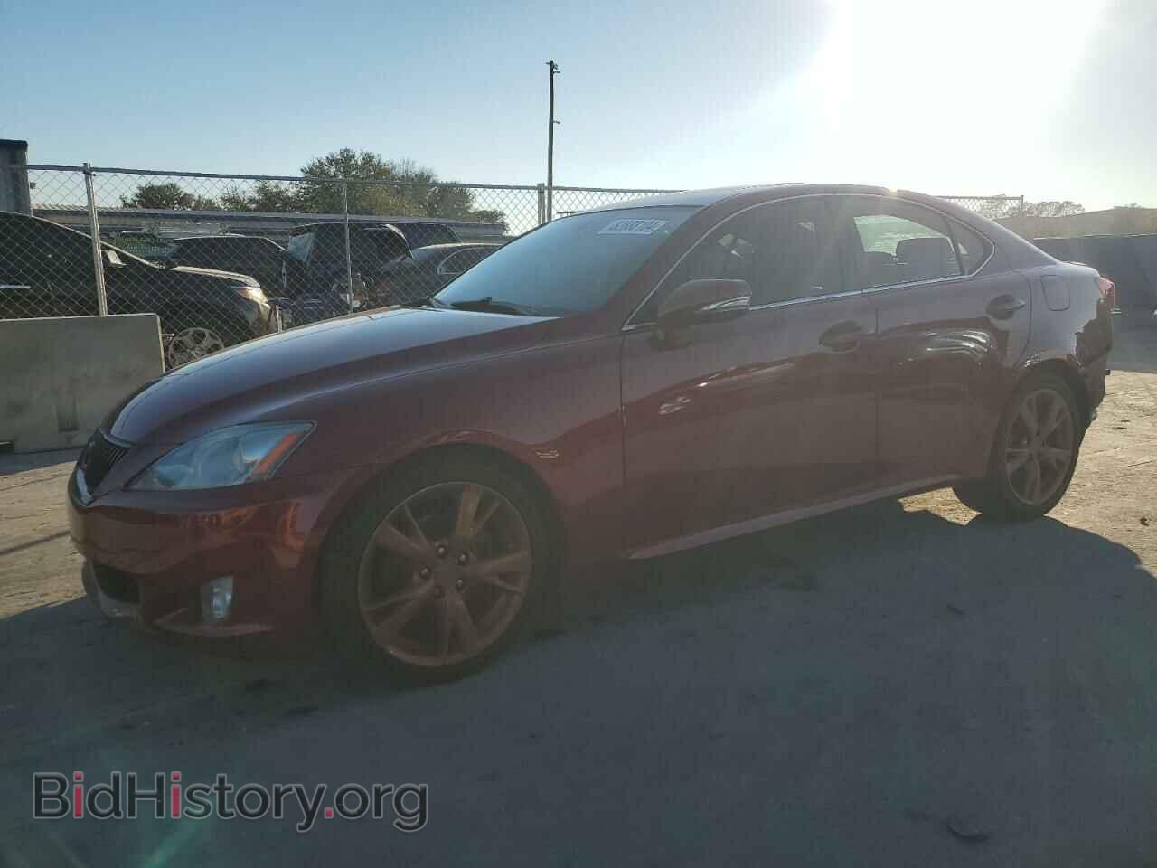 Photo JTHBF5C21A5112357 - LEXUS IS 2010