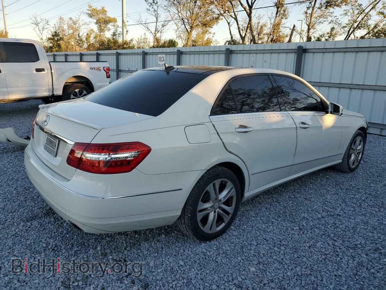 2010 MERCEDES-BENZ E-CLASS - VIN: WDDHF5GB2AA084832 - Фото 3