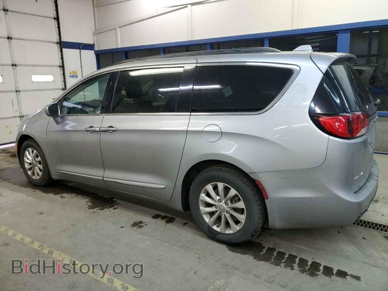 2017 CHRYSLER PACIFICA - VIN: 2C4RC1BG9HR747337 - Фото 2