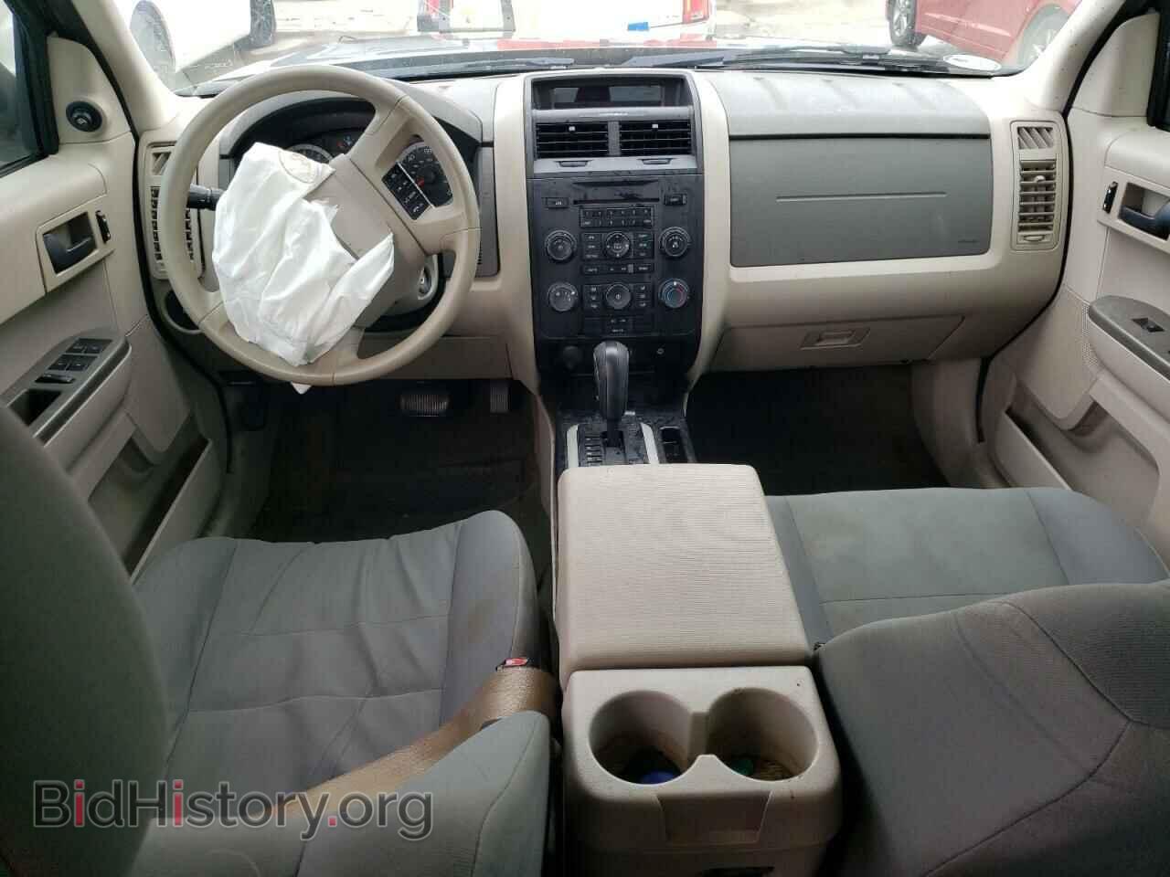2011 FORD ESCAPE - VIN: 1FMCU0C74BKA67827 - Фото 8