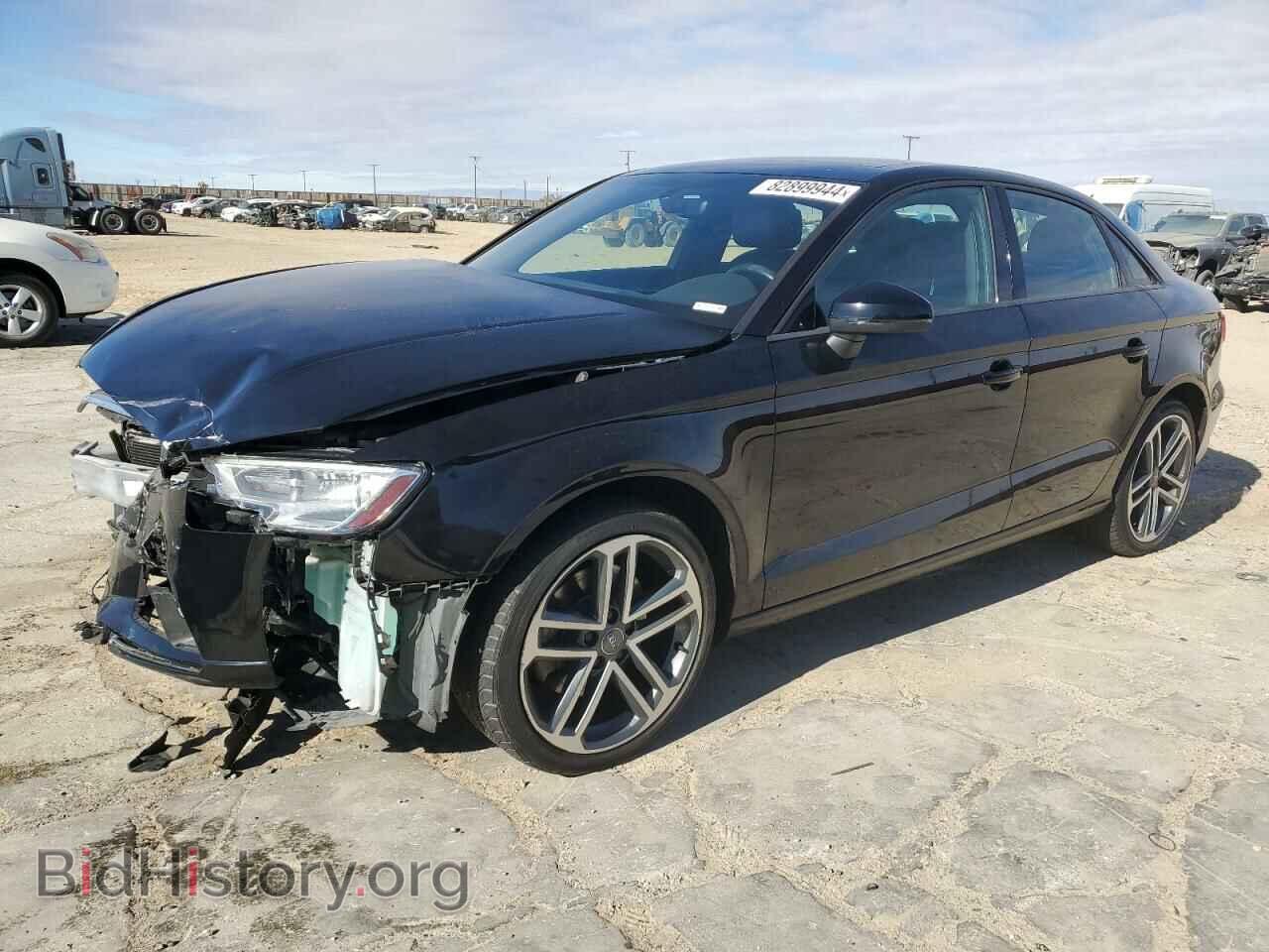 Photo WAUAUGFF0H1073272 - AUDI A3 2017