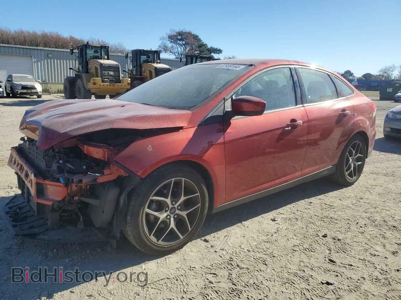 Photo 1FADP3FE9JL323132 - FORD FOCUS 2018