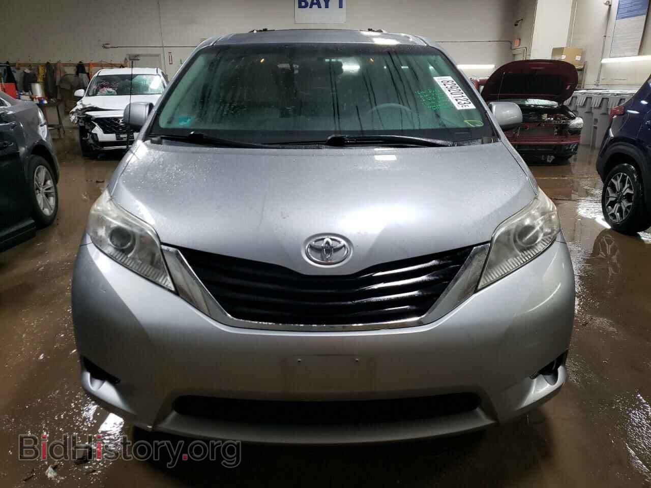 2011 TOYOTA All Models - VIN: 5TDKK3DC8BS064537 - Фото 5