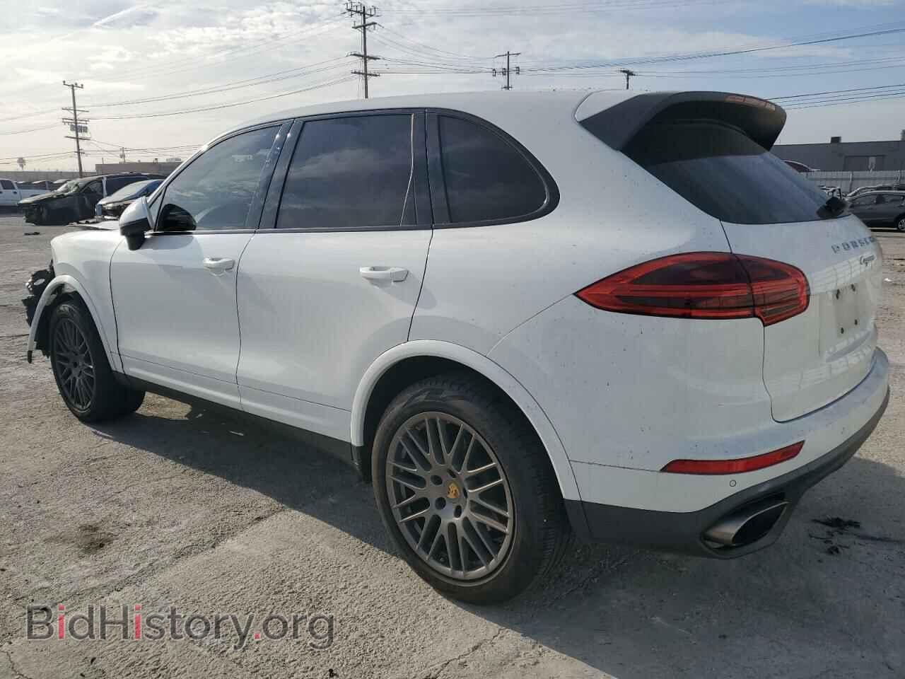 2017 PORSCHE CAYENNE - VIN: WP1AA2A26HKA84675 - Фото 2