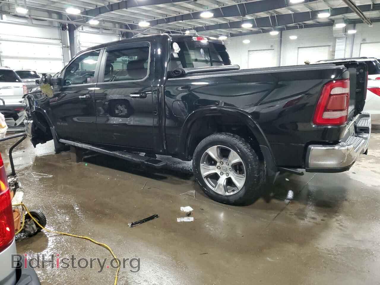 2020 RAM 1500 - VIN: 1C6SRFJTXLN110398 - Фото 2