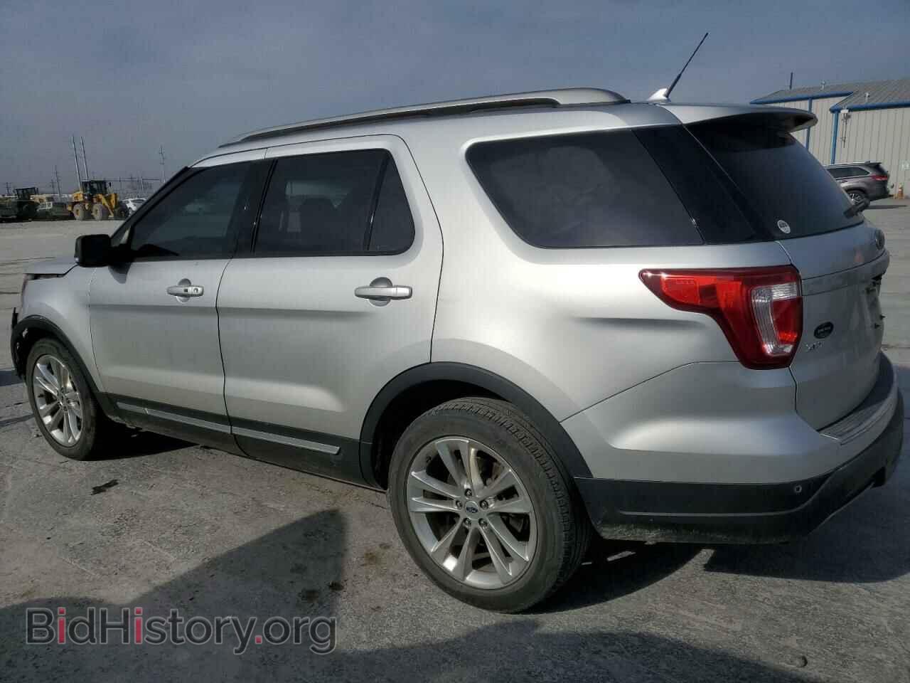 2018 FORD EXPLORER - VIN: 1FM5K7D85JGB30451 - Фото 2