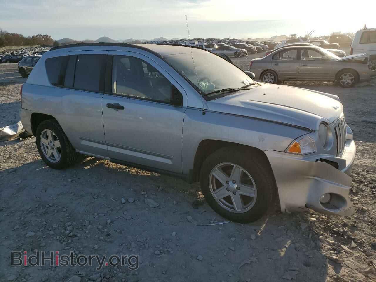 2010 JEEP COMPASS - VIN: 1J4NT1FB9AD626226 - Фото 4