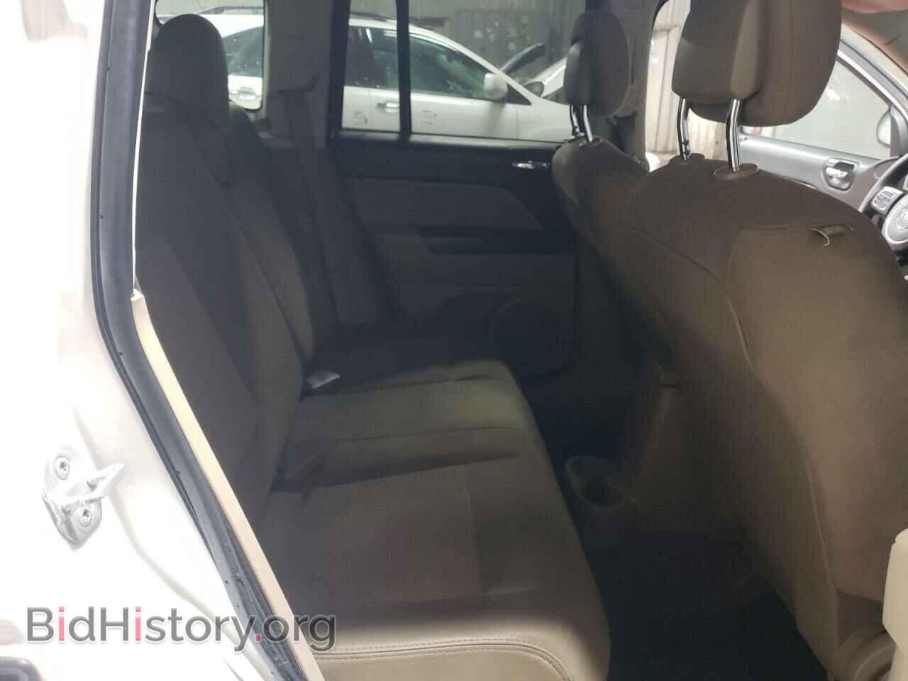 2011 JEEP COMPASS - VIN: 1J4NT1FA6BD252957 - Фото 10