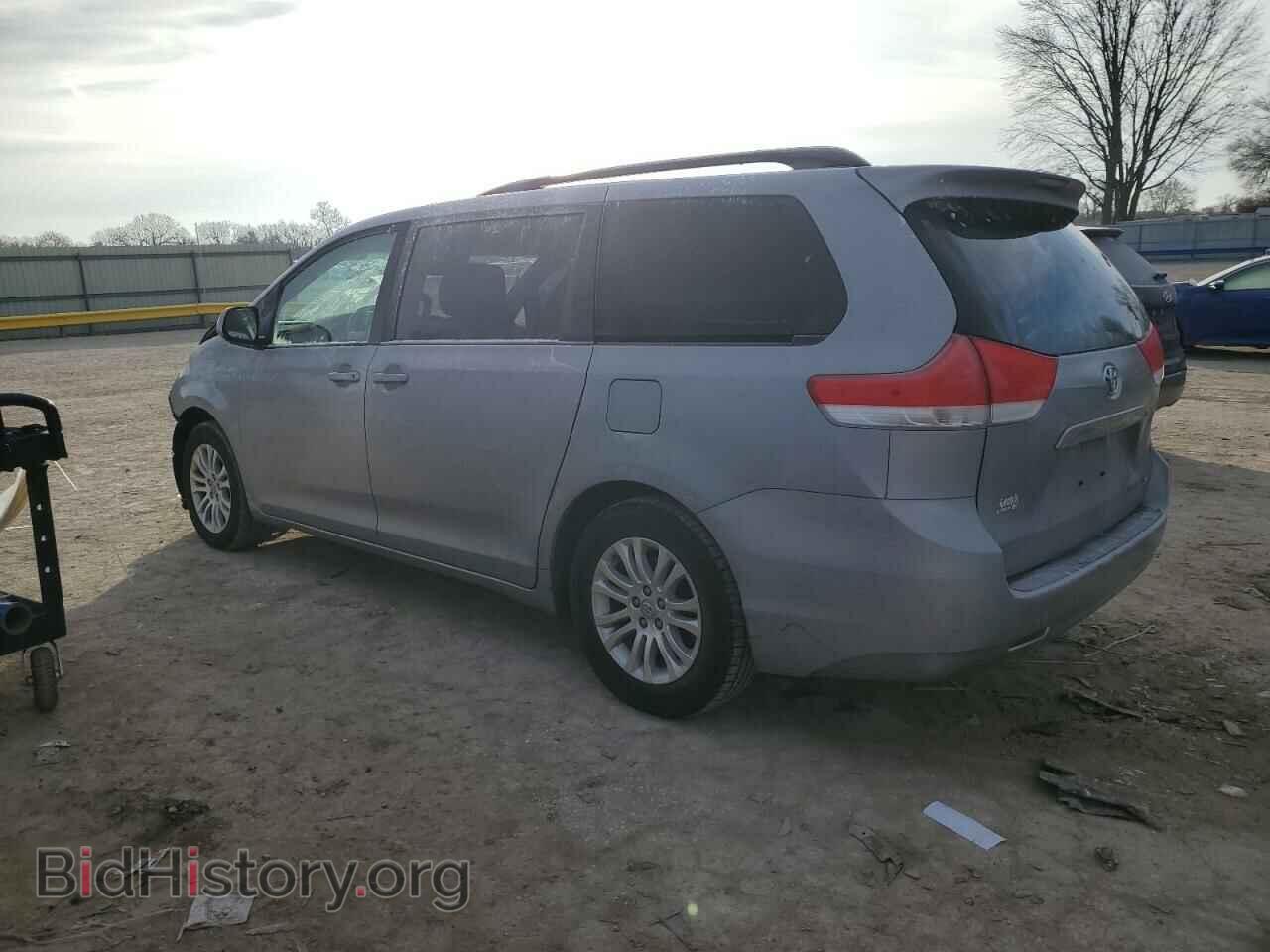 2012 TOYOTA All Models - VIN: 5TDYK3DC0CS266848 - Фото 2