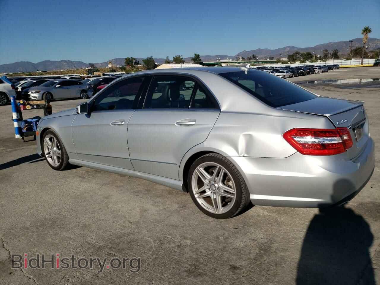 2011 MERCEDES-BENZ E-CLASS - VIN: WDDHF5GB8BA504191 - Фото 2
