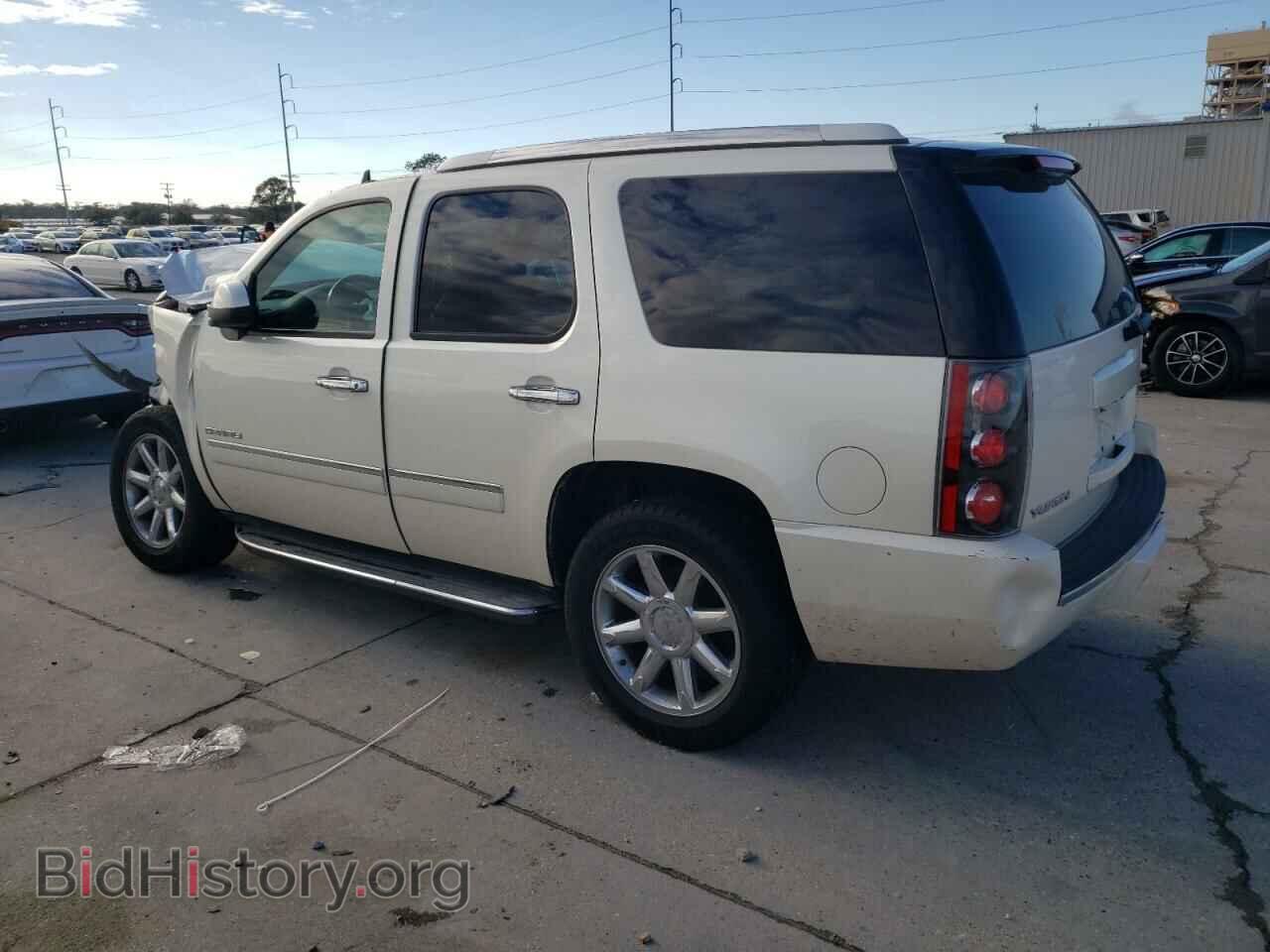 2013 GMC YUKON - VIN: 1GKS1EEF8DR355276 - Фото 2